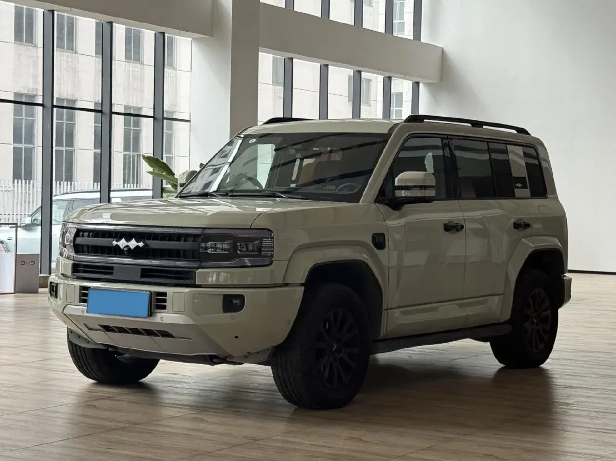 2025 FangChengBao Bao 5 1.5T 194HP L4 E-CVT PHEV 31.8KWH,autocango,china used car exporter,china ev exporter,chinese used car exporter,chinese used ev exporter