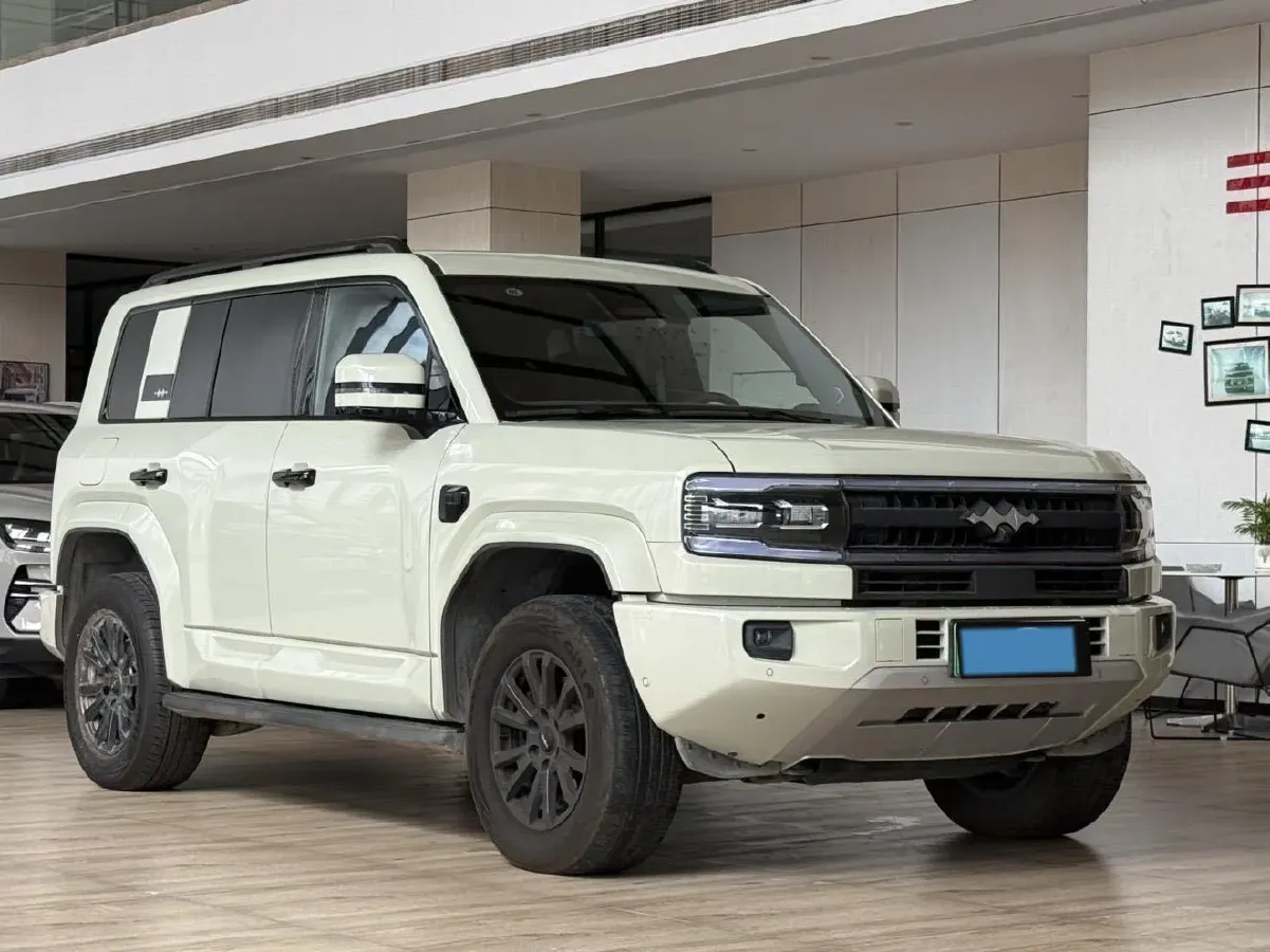 2025 FangChengBao Bao 5 1.5T 194HP L4 E-CVT PHEV 31.8KWH,autocango,china used car exporter,china ev exporter,chinese used car exporter,chinese used ev exporter