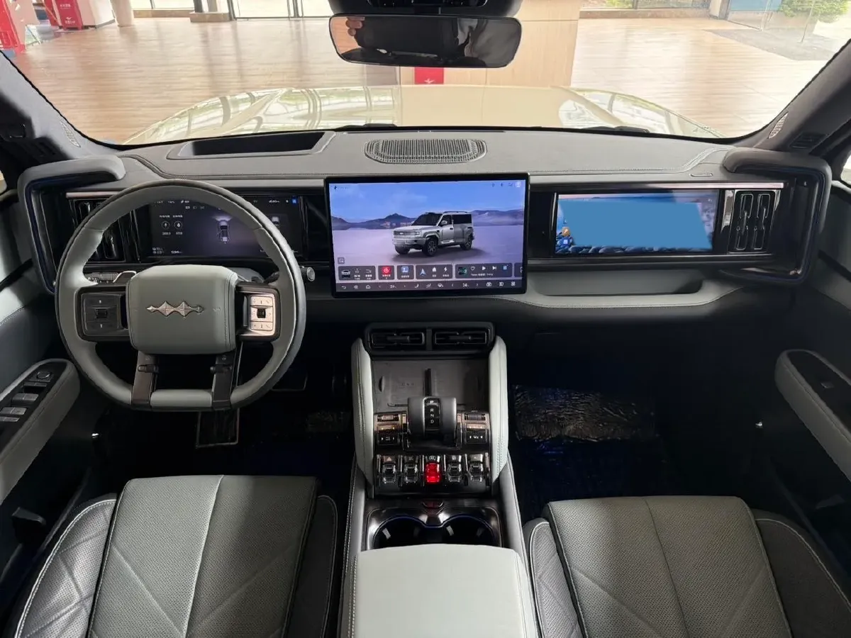 2025 FangChengBao Bao 5 1.5T 194HP L4 E-CVT PHEV 31.8KWH,autocango,china used car exporter,china ev exporter,chinese used car exporter,chinese used ev exporter