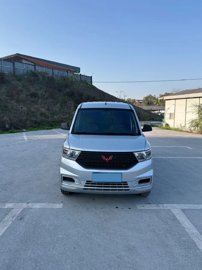 2022 JinBei Little Sea Lion X30 1.5L 102HP L4 5MT,autocango,china used car exporter,china ev exporter,chinese used car exporter,chinese used ev exporter