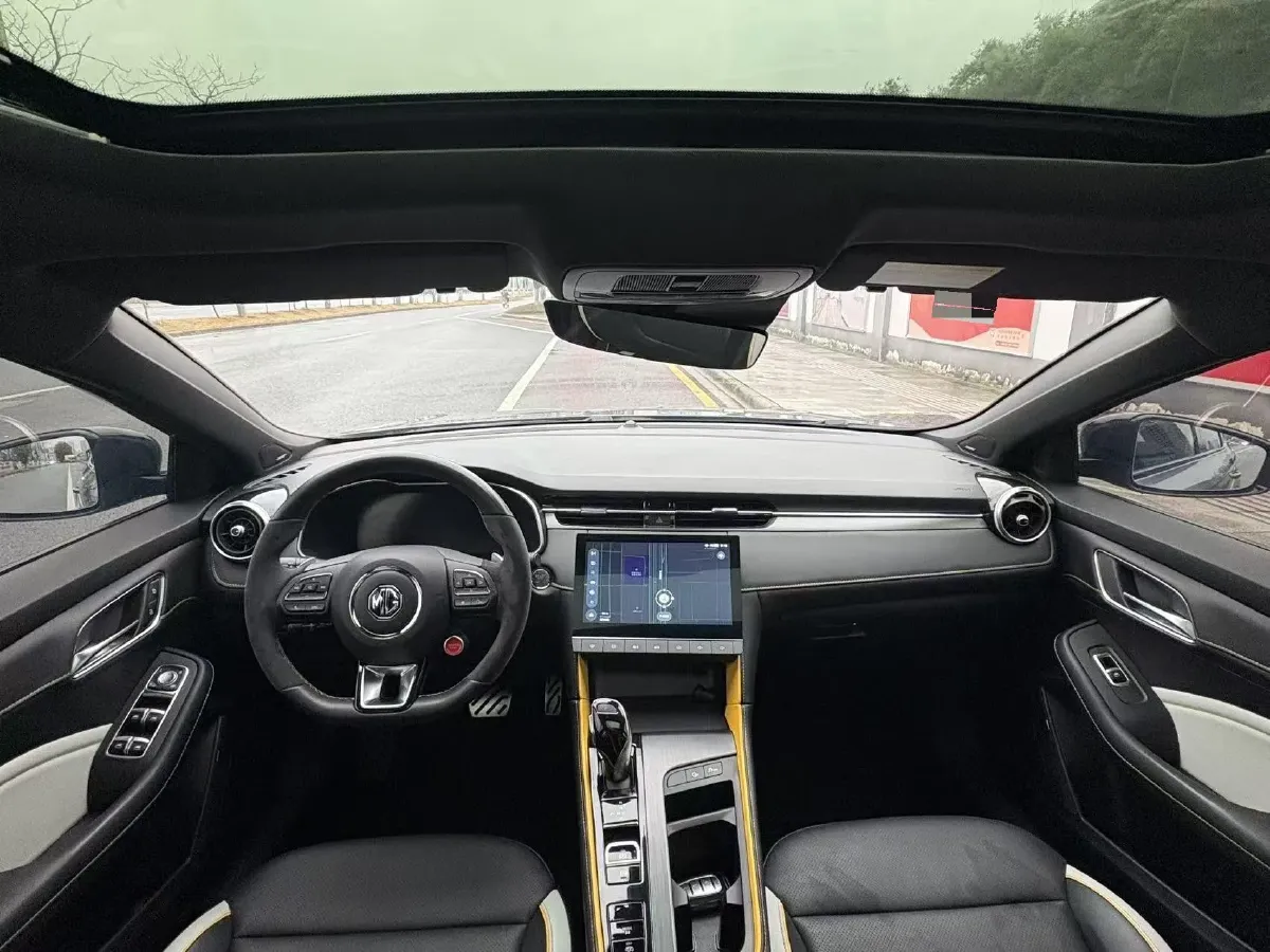 2020 MG MG6 1.5T 181HP L4 7DCT,autocango,china used car exporter,china ev exporter,chinese used car exporter,chinese used ev exporter