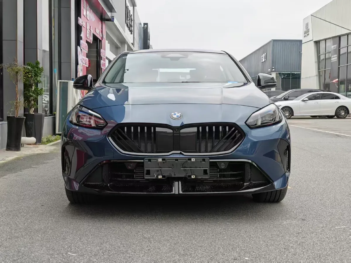 2025 JAC Refine RefineRF8 2.0T 253HP L4 8AT,autocango,china used car exporter,china ev exporter,chinese used car exporter,chinese used ev exporter