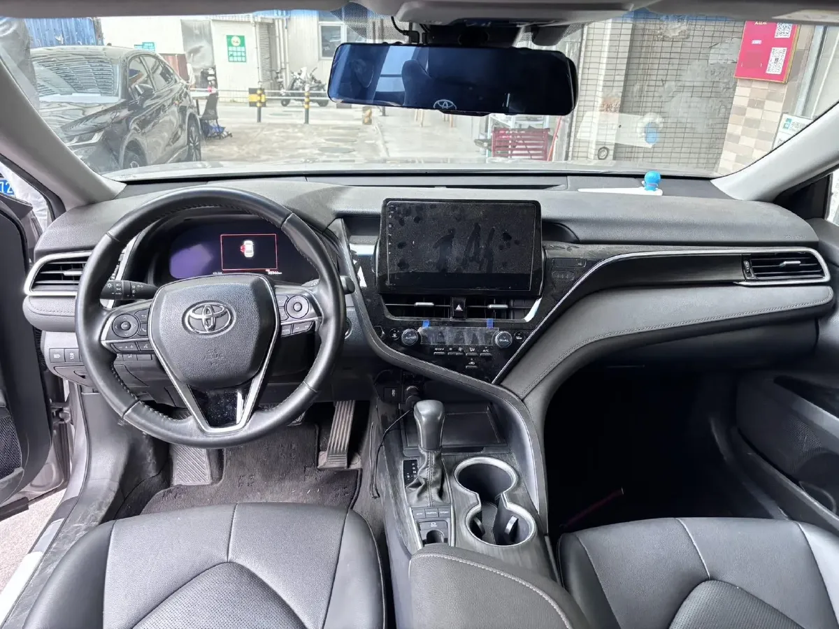 2021 Toyota Camry 2.5L 209HP L4 8AT,autocango,china used car exporter,china ev exporter,chinese used car exporter,chinese used ev exporter