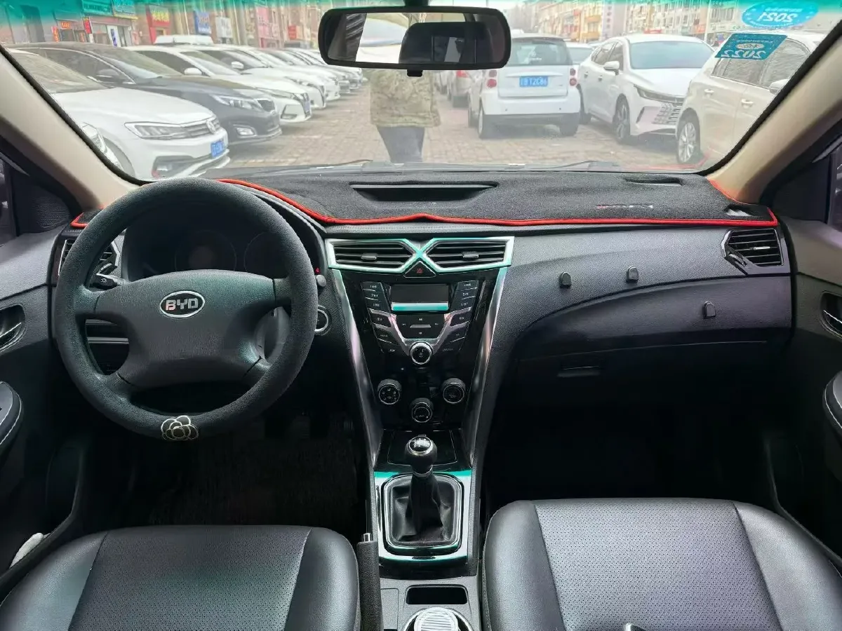 2020 BYD F3 1.5L 109HP L4 5MT,autocango,china used car exporter,china ev exporter,chinese used car exporter,chinese used ev exporter