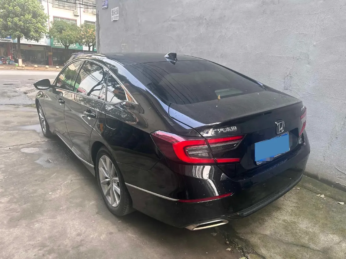 2022 Honda Accord 1.5T 194HP L4 CVT,autocango,china used car exporter,china ev exporter,chinese used car exporter,chinese used ev exporter