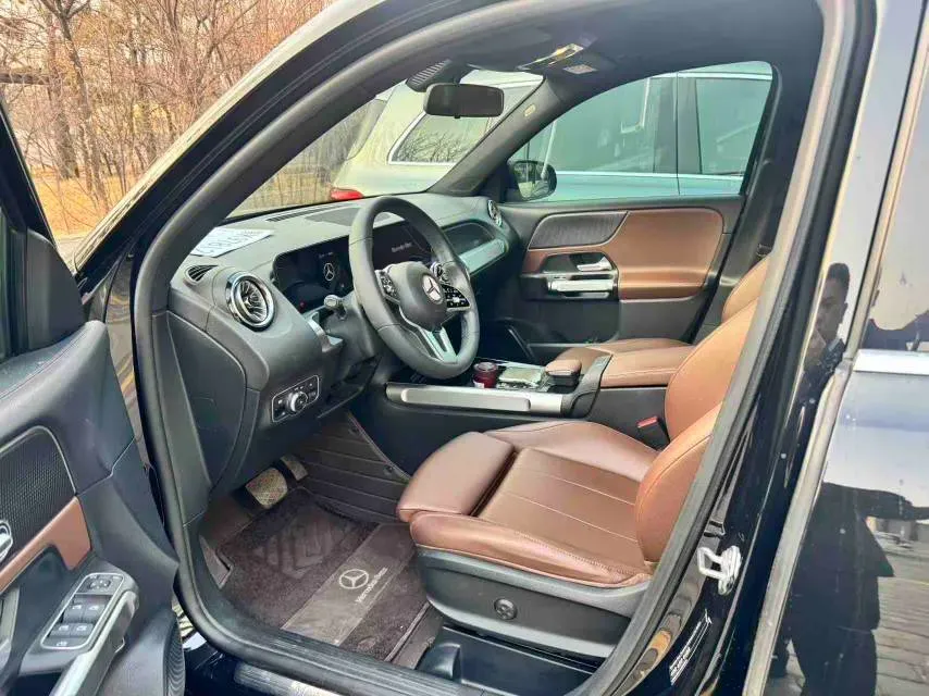 2021 Mercedes-Benz GLB Class 1.3T 136HP L4 7DCT,autocango,china used car exporter,china ev exporter,chinese used car exporter,chinese used ev exporter