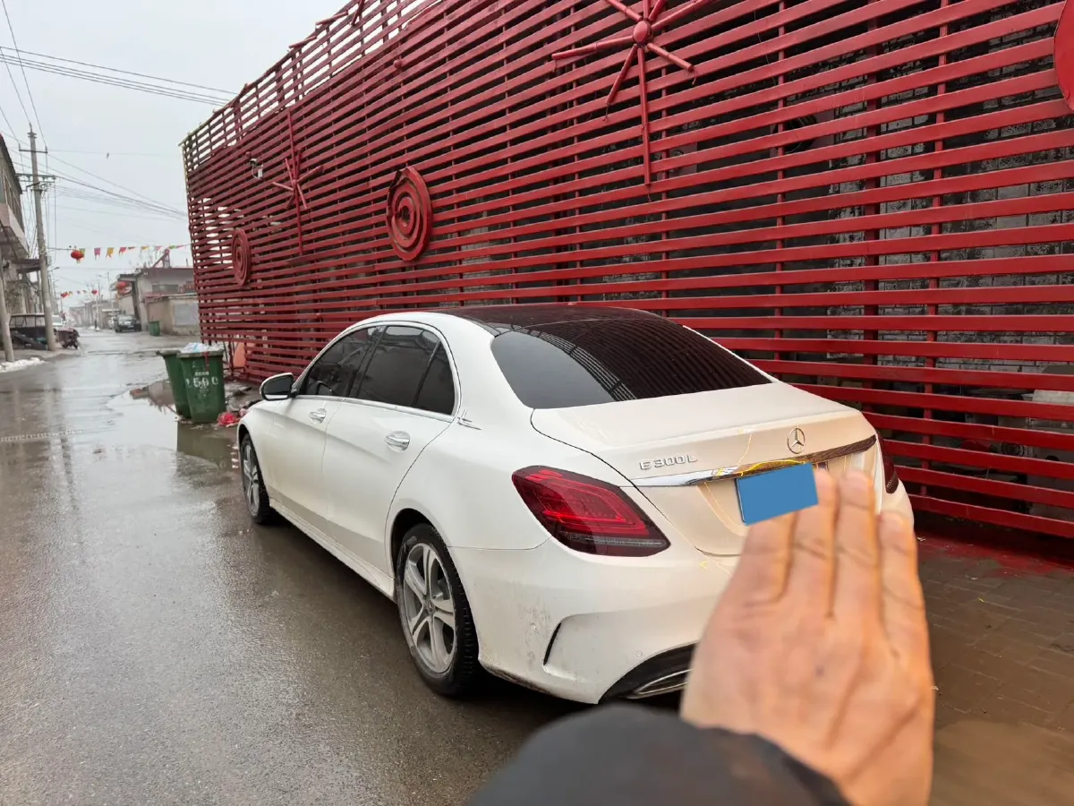 2021 Mercedes-Benz C Class 1.5T 184HP L4 9AT,autocango,china used car exporter,china ev exporter,chinese used car exporter,chinese used ev exporter