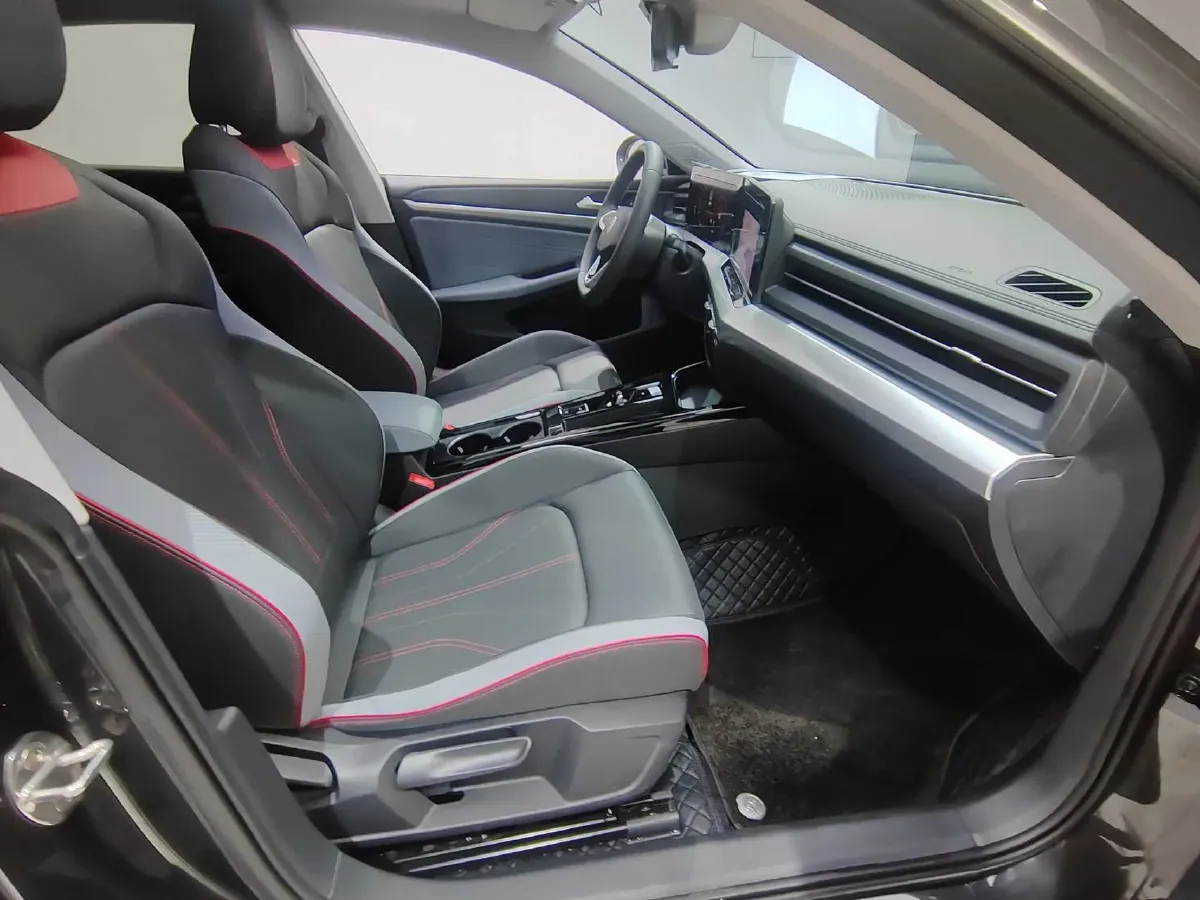 2023 Volkswagen Lamando 1.4T 150HP L4 7DCT,autocango,china used car exporter,china ev exporter,chinese used car exporter,chinese used ev exporter