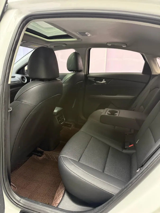 2021 Kia K3 1.5L 115HP L4 CVT,autocango,china used car exporter,china ev exporter,chinese used car exporter,chinese used ev exporter