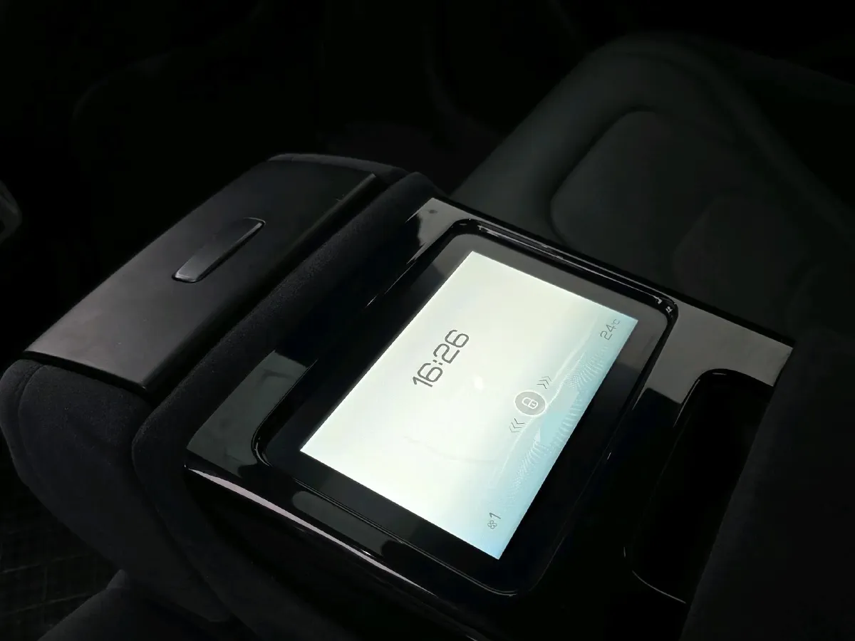 2022 Toyota Highlander 2.5L 192HP L4 E-CVT Hybrid,autocango,china used car exporter,china ev exporter,chinese used car exporter,chinese used ev exporter