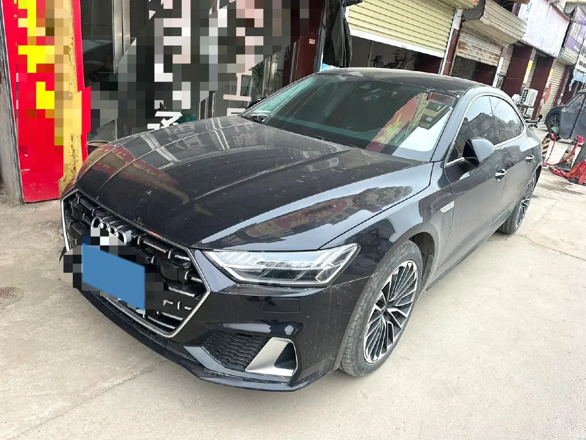 2024 Audi A7L 2.0T 245HP L4 7DCT,autocango,china used car exporter,china ev exporter,chinese used car exporter,chinese used ev exporter