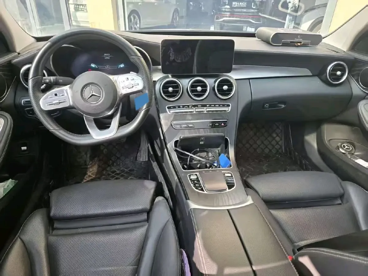 2020 Mercedes-Benz C Class 1.5T 184HP L4 9AT,autocango,china used car exporter,china ev exporter,chinese used car exporter,chinese used ev exporter