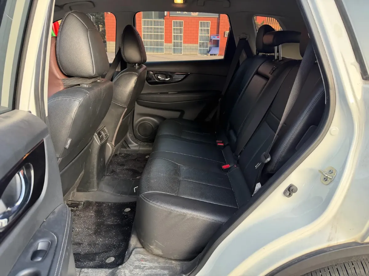 2022 Nissan X-Trail 2.0L 151HP L4 CVT,autocango,china used car exporter,china ev exporter,chinese used car exporter,chinese used ev exporter