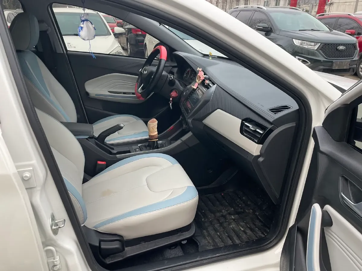 2022 Chery Tiggo 3x 1.5L 116HP L4 5MT,autocango,china used car exporter,china ev exporter,chinese used car exporter,chinese used ev exporter
