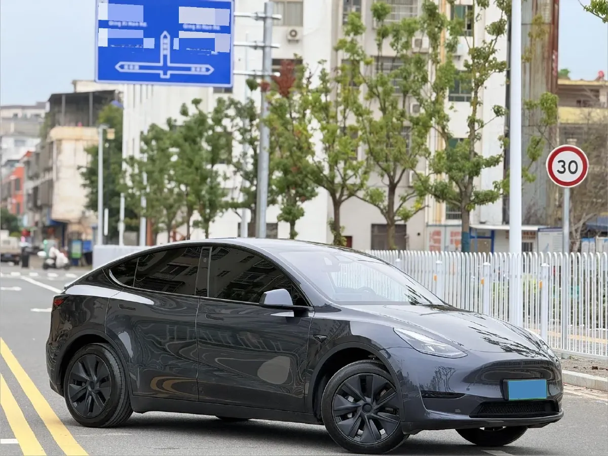 2024 Iveco OuSheng BEV 77.28KWH,autocango,china used car exporter,china ev exporter,chinese used car exporter,chinese used ev exporter