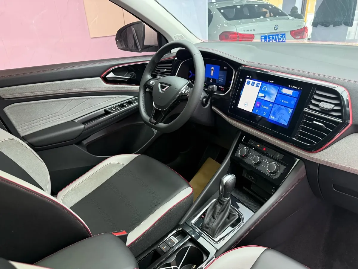 2022 Jetta VS7 1.4T 150HP L4 6AT,autocango,china used car exporter,china ev exporter,chinese used car exporter,chinese used ev exporter