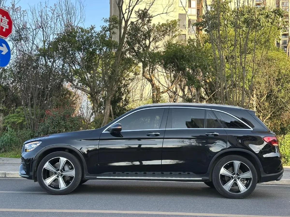 2022 Mercedes-Benz GLC Class 2.0T 258HP L4 9AT,autocango,china used car exporter,china ev exporter,chinese used car exporter,chinese used ev exporter