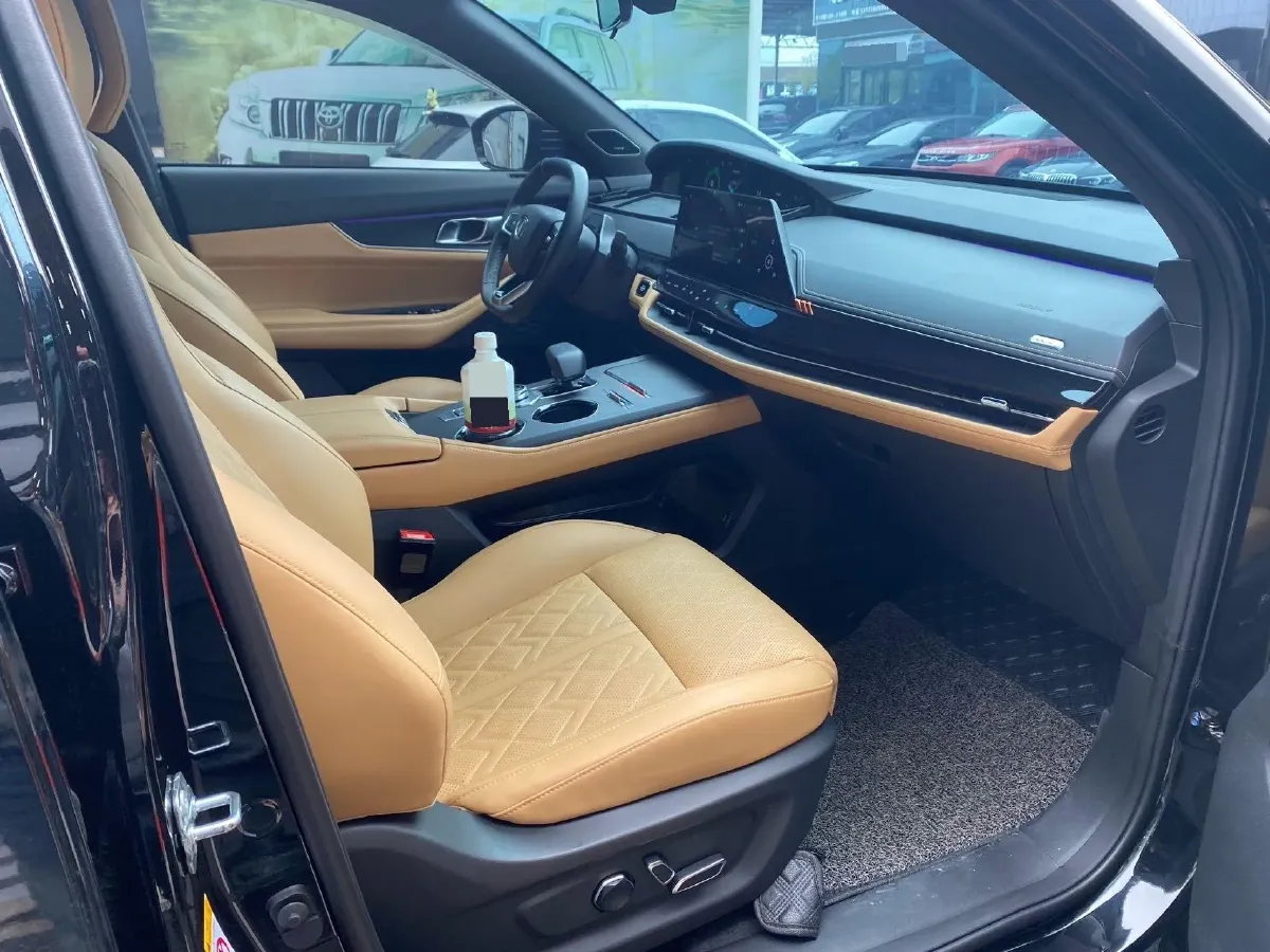 2021 ChangAn UNI-K 2.0T 233HP L4 8AT,autocango,china used car exporter,china ev exporter,chinese used car exporter,chinese used ev exporter