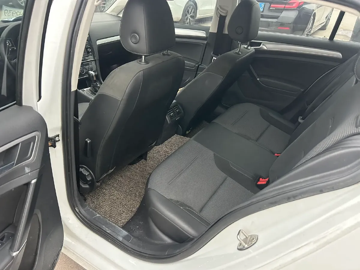 2018 Volkswagen Golf 1.4T 131HP L4 7DCT,autocango,china used car exporter,china ev exporter,chinese used car exporter,chinese used ev exporter