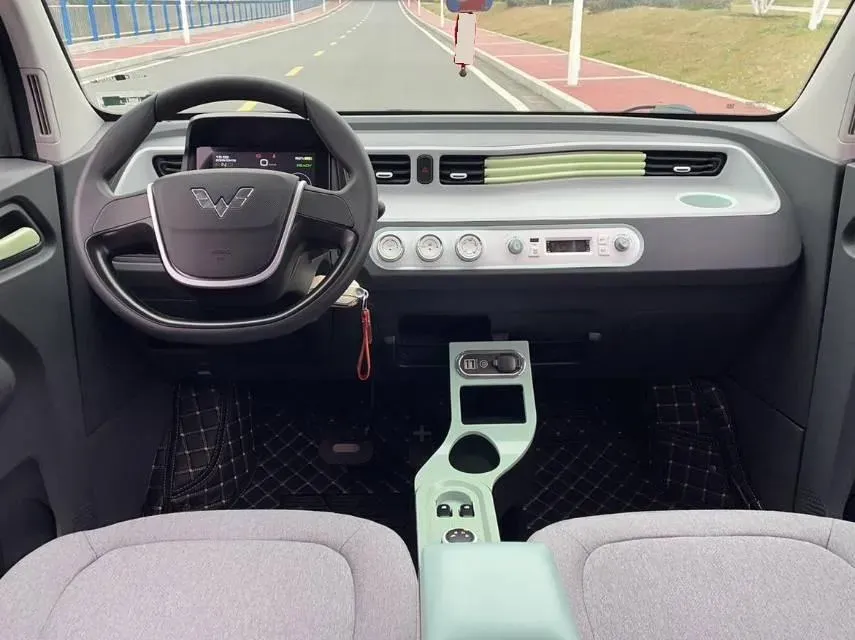 2021 WuLing HongGuang MINI EV BEV 9.3KWH,autocango,china used car exporter,china ev exporter,chinese used car exporter,chinese used ev exporter