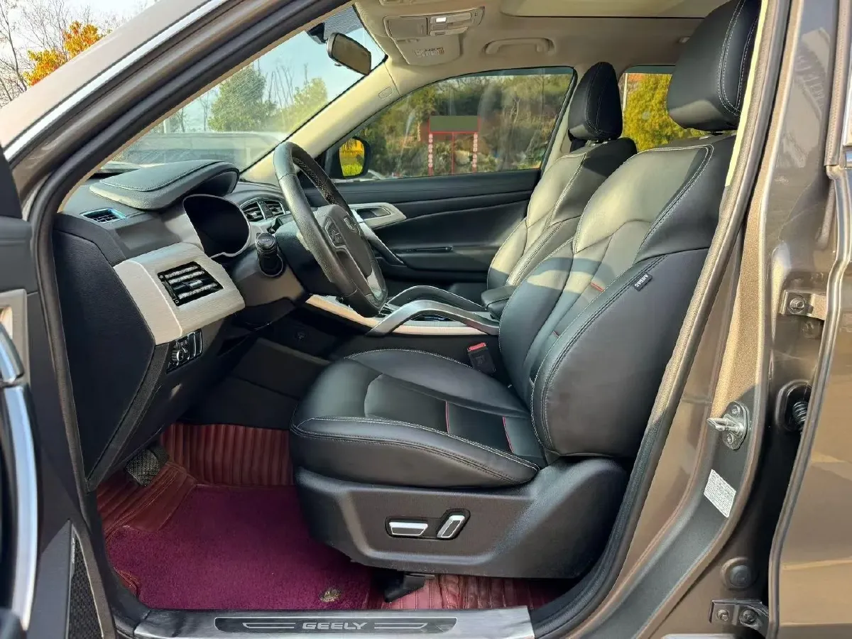 2020 Roewe i6 1.5T 169HP L4 7DCT,autocango,china used car exporter,china ev exporter,chinese used car exporter,chinese used ev exporter