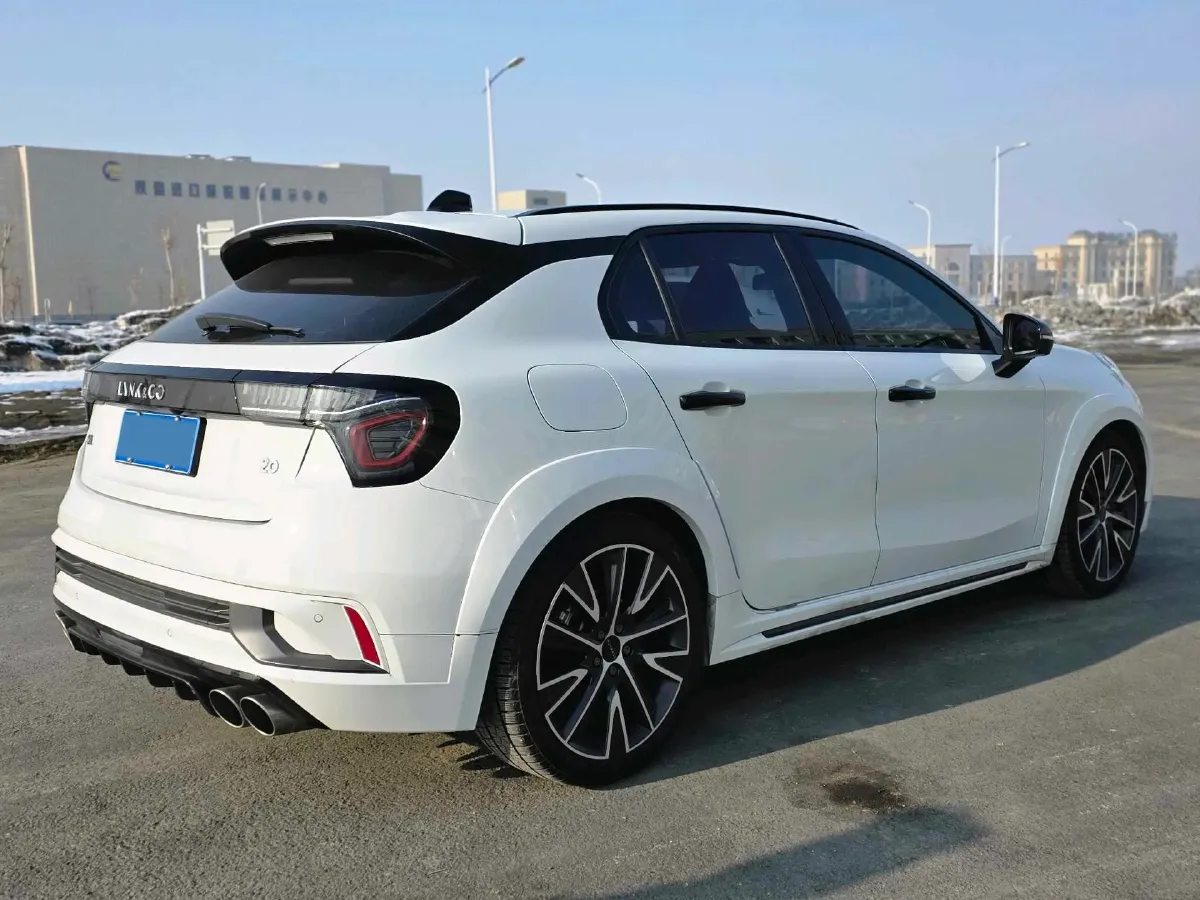 2022 LYNK&CO 02 Hatchback 2.0T 190HP L4 7DCT,autocango,china used car exporter,china ev exporter,chinese used car exporter,chinese used ev exporter