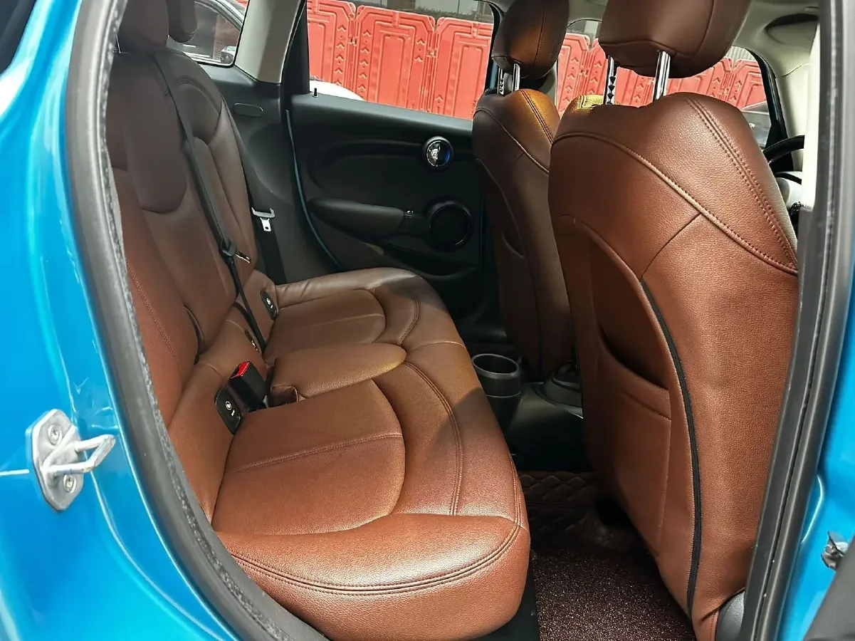 2016 MINI MINI 2.0T 192HP L4 6AT,autocango,china used car exporter,china ev exporter,chinese used car exporter,chinese used ev exporter