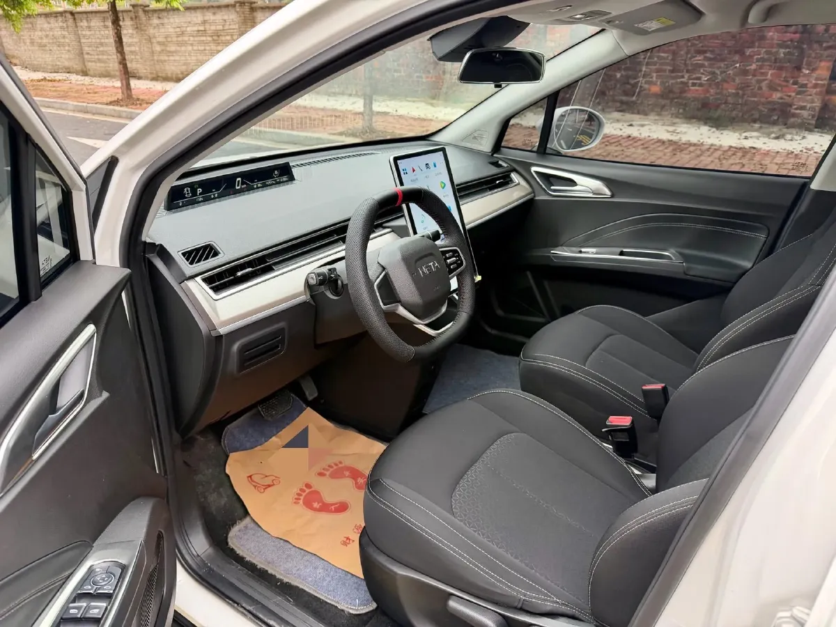 2022 Leapmotor T03 BEV 41KWH,autocango,china used car exporter,china ev exporter,chinese used car exporter,chinese used ev exporter