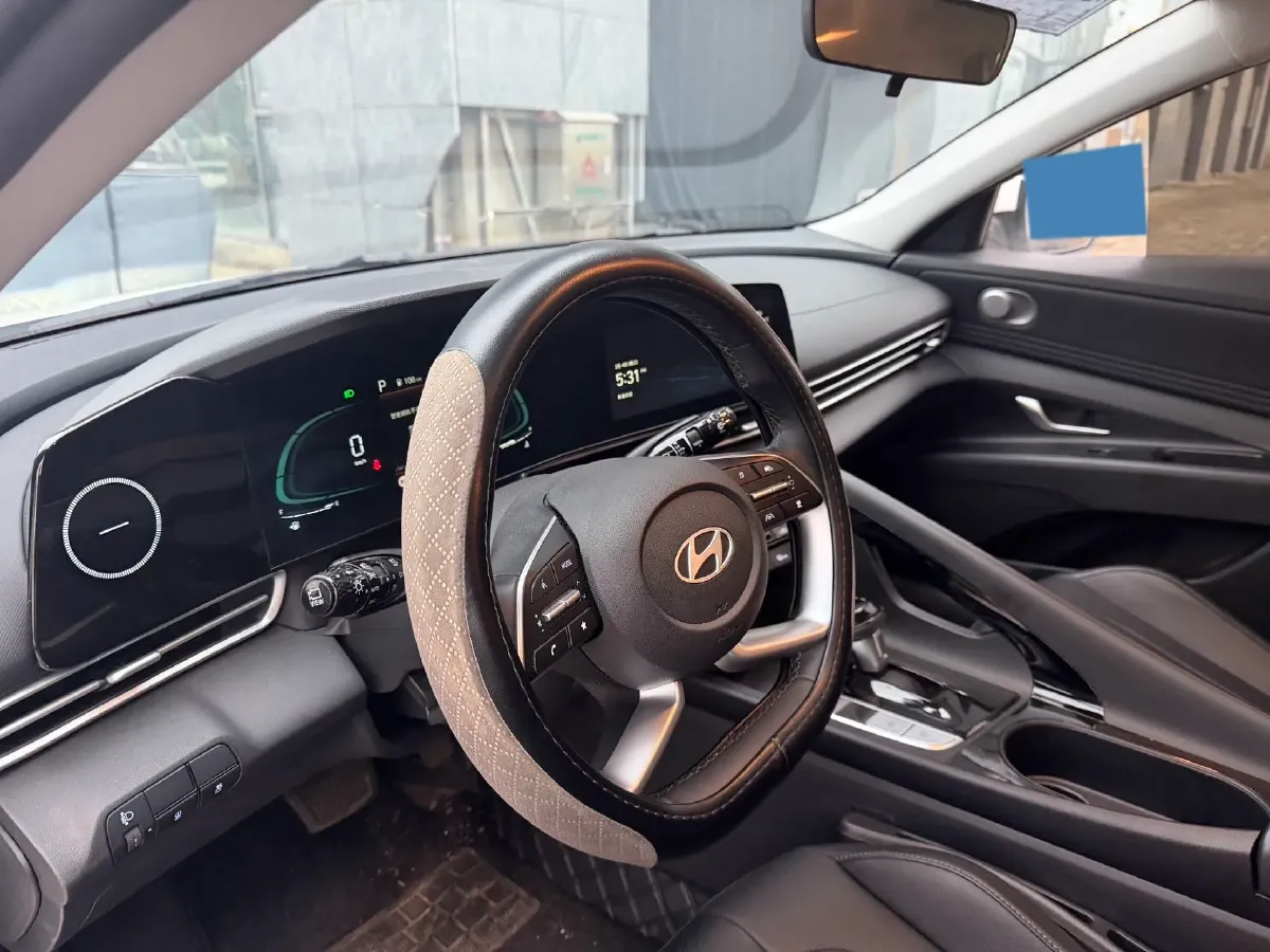 2023 Hyundai Elantra 1.5L 115HP L4 CVT,autocango,china used car exporter,china ev exporter,chinese used car exporter,chinese used ev exporter
