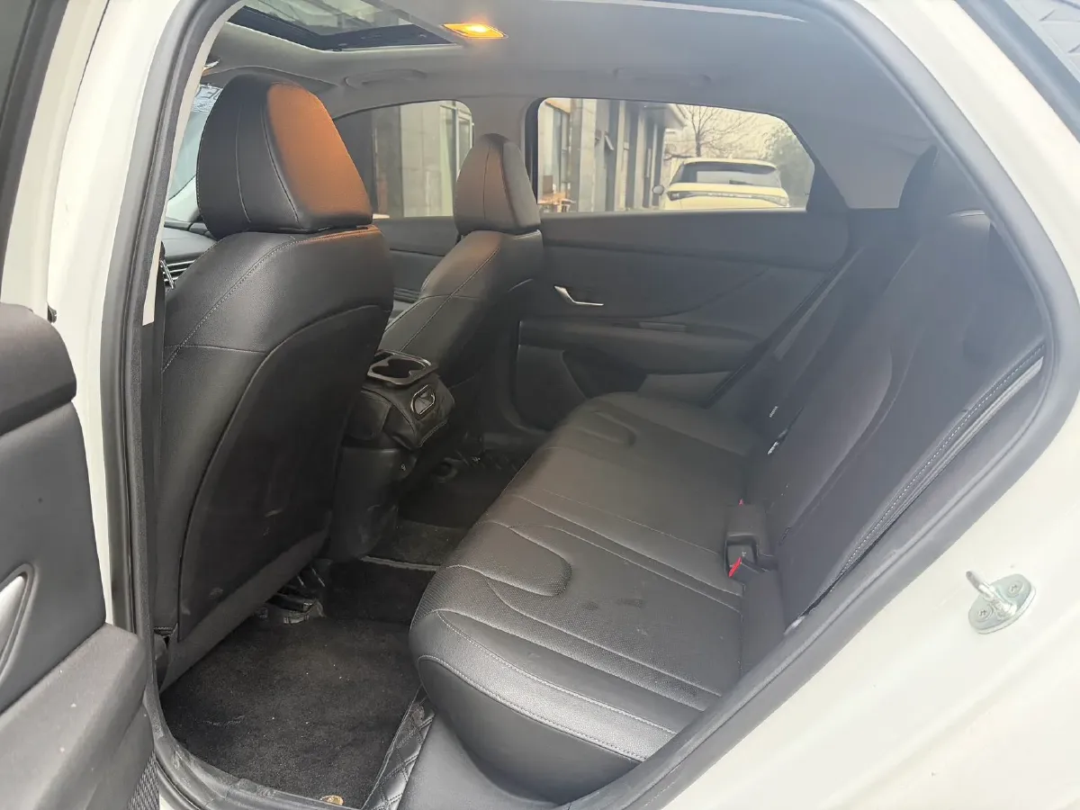 2023 Hyundai Elantra 1.5L 115HP L4 CVT,autocango,china used car exporter,china ev exporter,chinese used car exporter,chinese used ev exporter