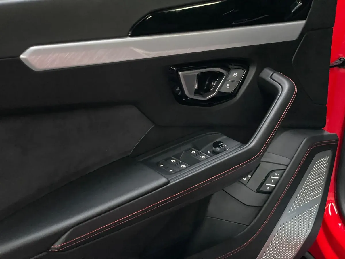 2018 Lamborghini Urus 4.0T 650HP V8 8AT,autocango,china used car exporter,china ev exporter,chinese used car exporter,chinese used ev exporter