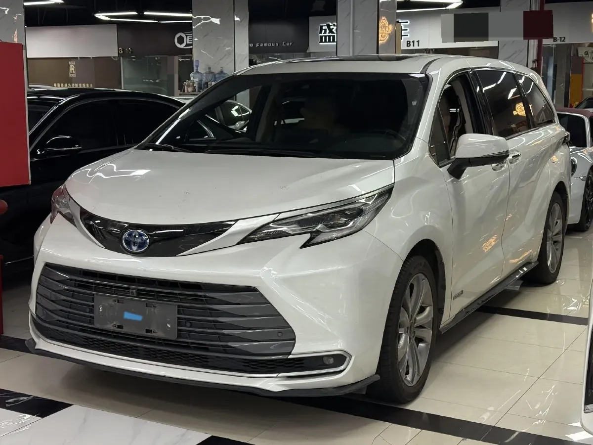 2023 Toyota Sienna 2.5L 189HP L4 E-CVT Hybrid,autocango,china used car exporter,china ev exporter,chinese used car exporter,chinese used ev exporter