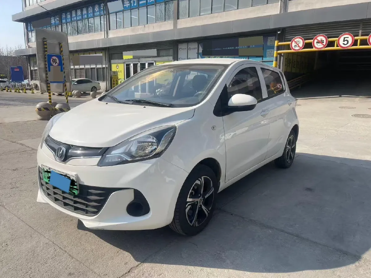 2020 ChangAn BenBen E-Star BEV 32.2KWH,autocango,china used car exporter,china ev exporter,chinese used car exporter,chinese used ev exporter