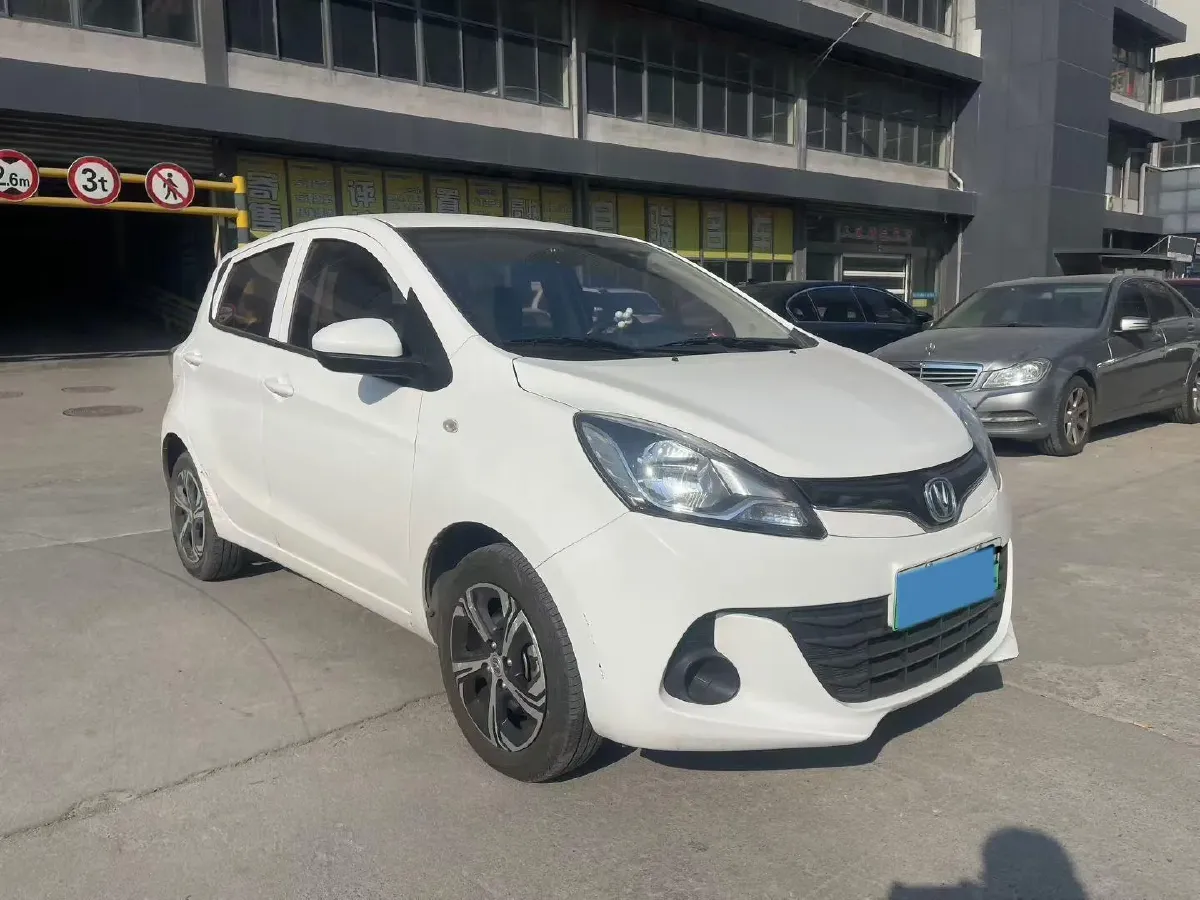 2020 ChangAn BenBen E-Star BEV 32.2KWH,autocango,china used car exporter,china ev exporter,chinese used car exporter,chinese used ev exporter