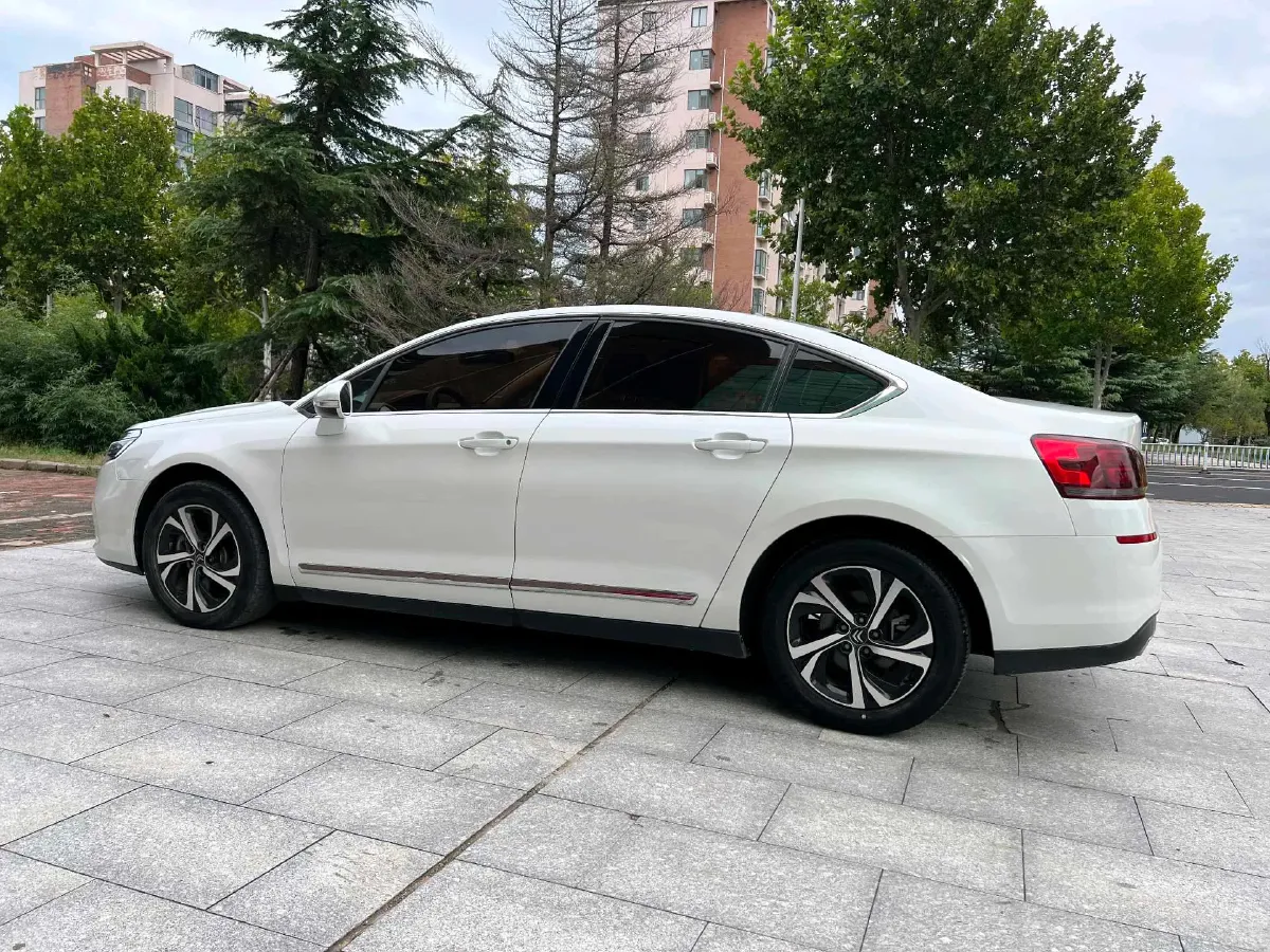 2017 Citroen C5 1.6T 167HP L4 6AT,autocango,china used car exporter,china ev exporter,chinese used car exporter,chinese used ev exporter