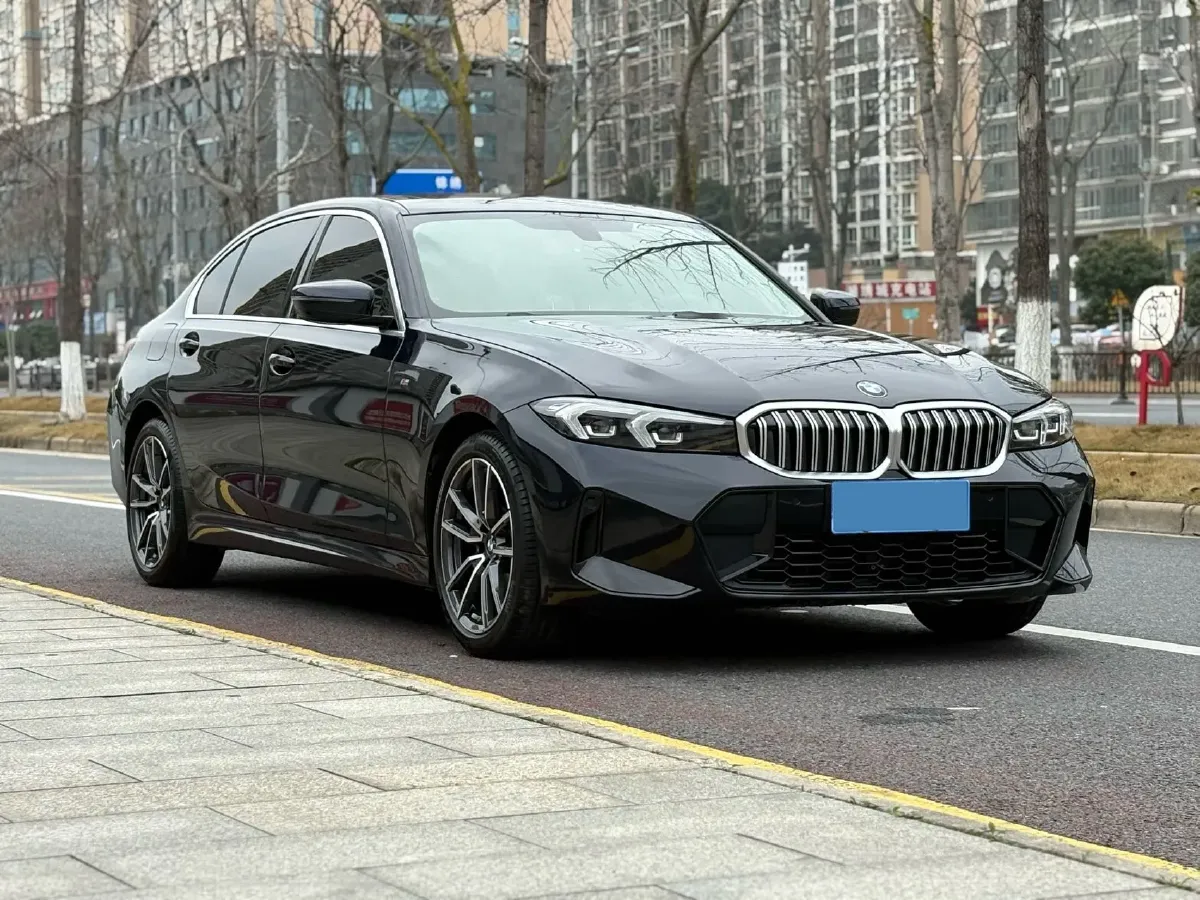 2024 BMW 3 Series 2.0T 156HP L4 8AT,autocango,china used car exporter,china ev exporter,chinese used car exporter,chinese used ev exporter