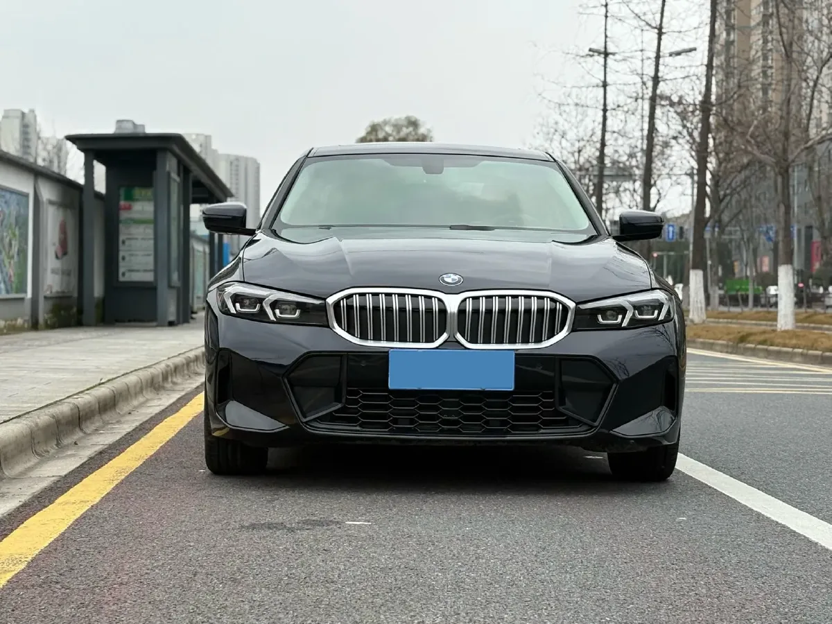 2024 BMW 3 Series 2.0T 156HP L4 8AT,autocango,china used car exporter,china ev exporter,chinese used car exporter,chinese used ev exporter