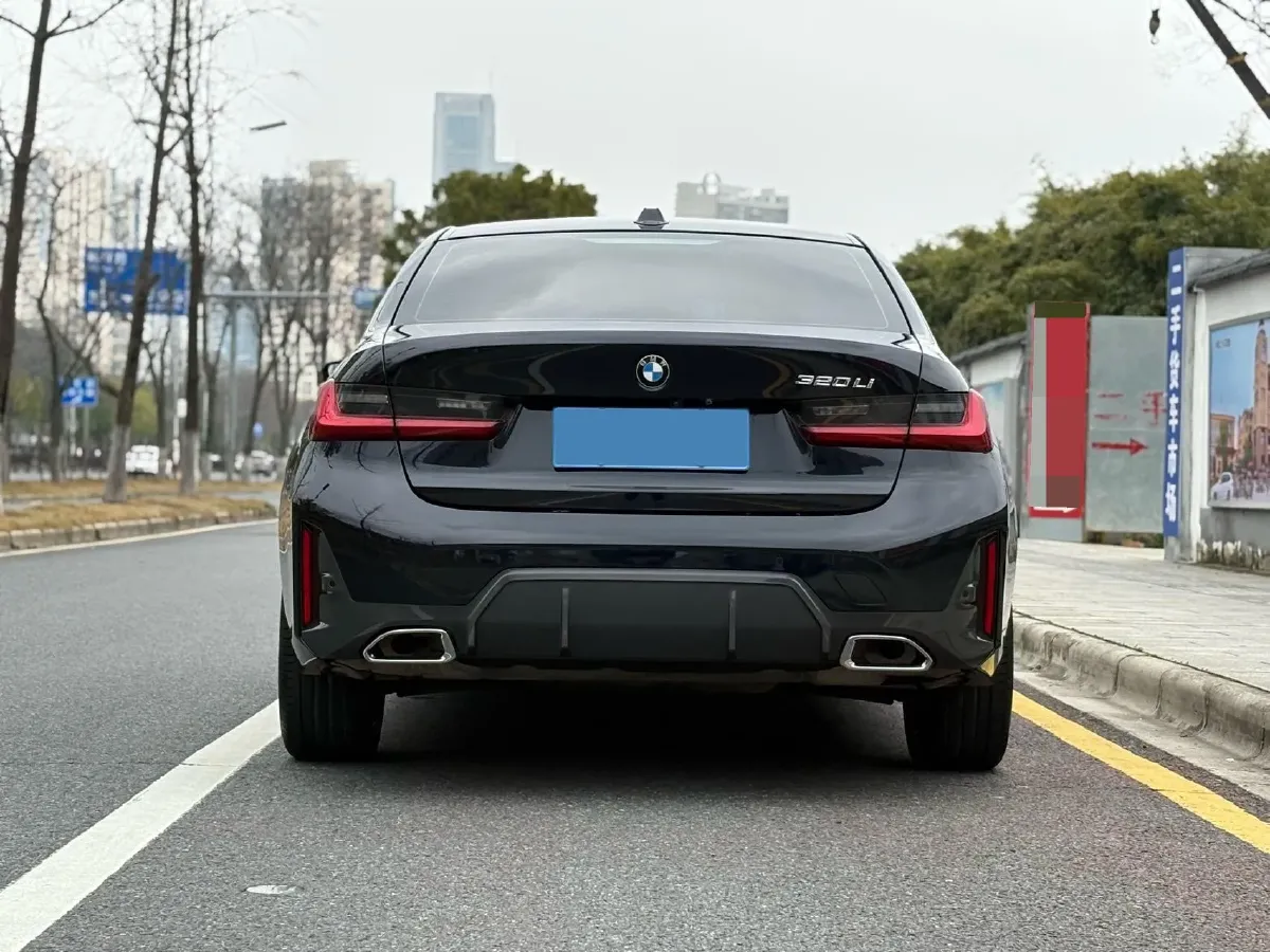 2024 BMW 3 Series 2.0T 156HP L4 8AT,autocango,china used car exporter,china ev exporter,chinese used car exporter,chinese used ev exporter