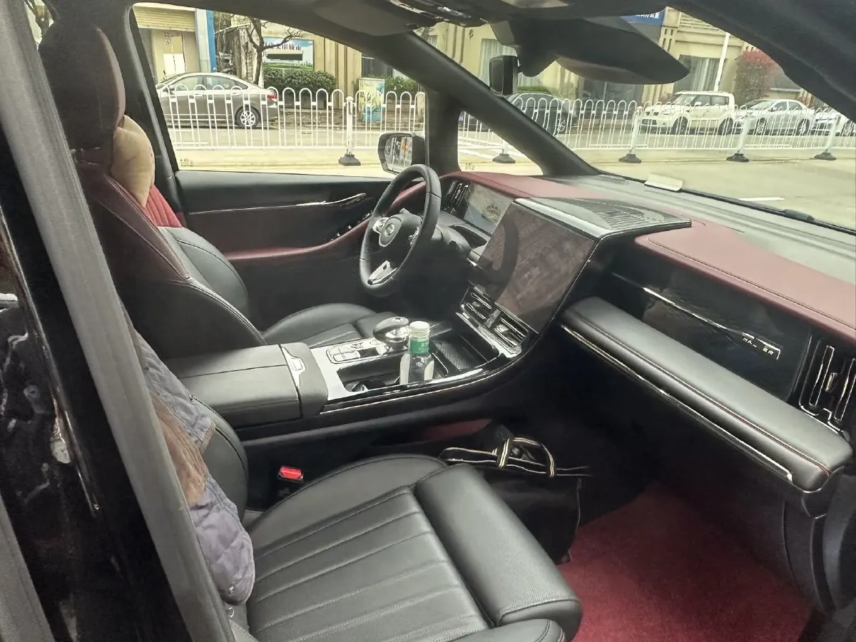 2024 GAC Trumpchi M8 2.0T 252HP L4 8AT,autocango,china used car exporter,china ev exporter,chinese used car exporter,chinese used ev exporter