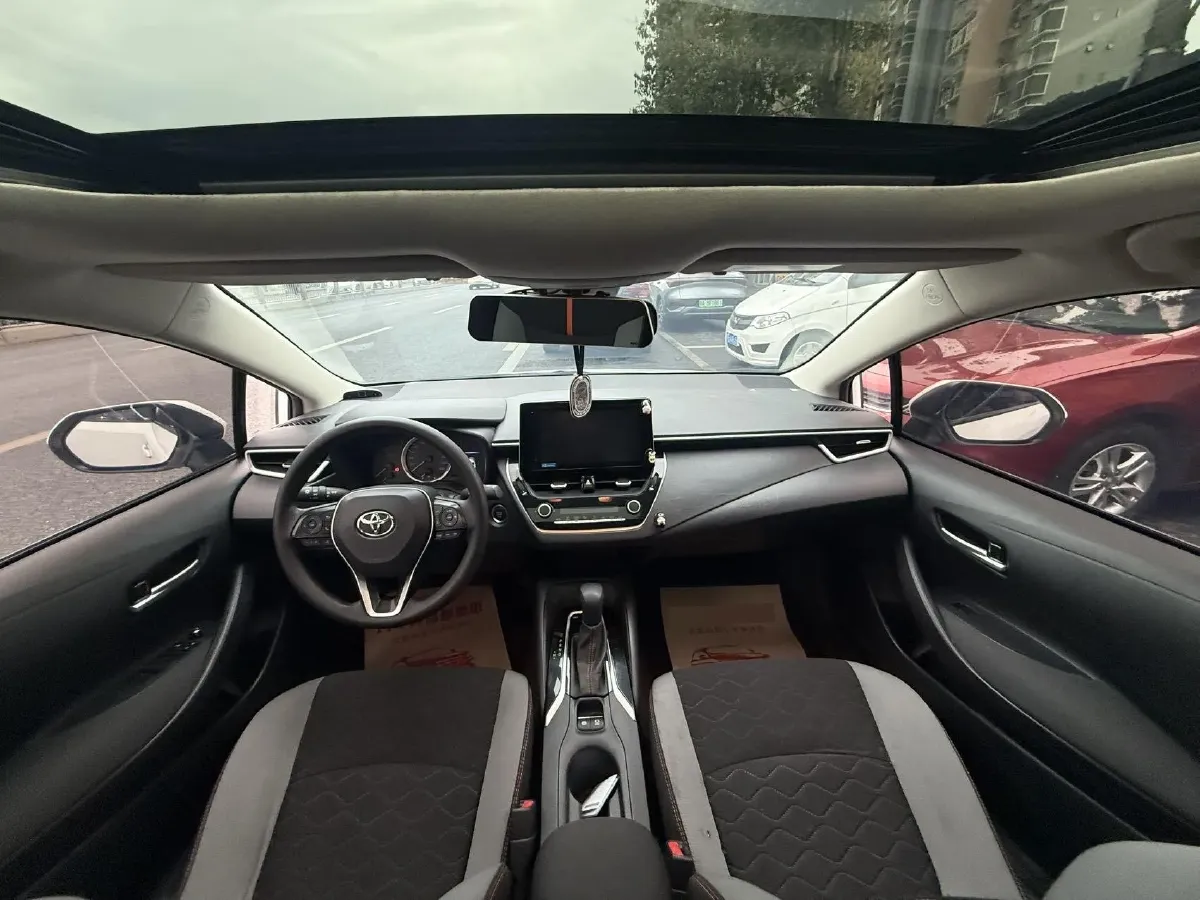 2021 Toyota Corolla 1.2T 116HP L4 CVT,autocango,china used car exporter,china ev exporter,chinese used car exporter,chinese used ev exporter