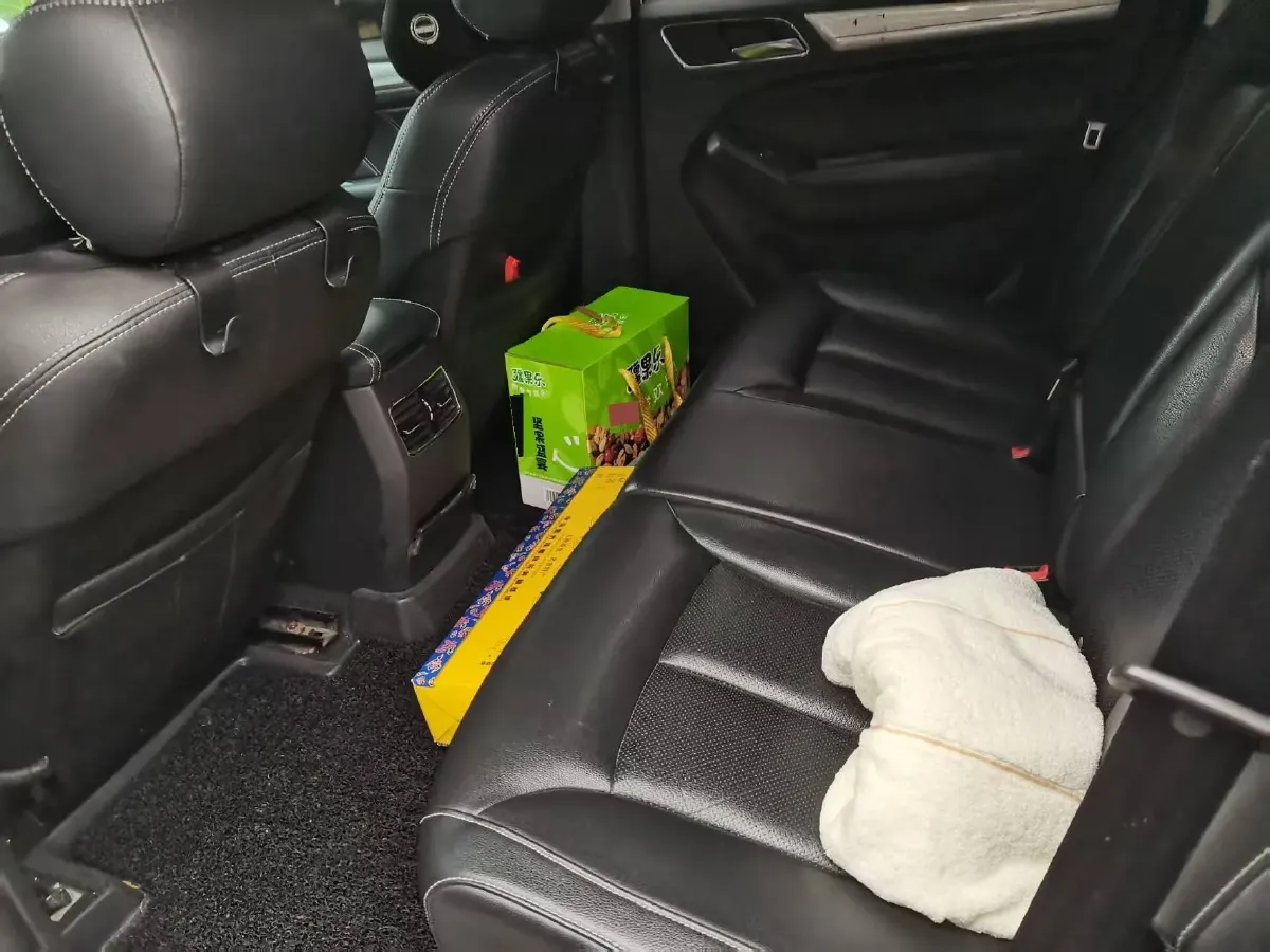 2017 Roewe RX5 BEV 48.3KWH,autocango,china used car exporter,china ev exporter,chinese used car exporter,chinese used ev exporter