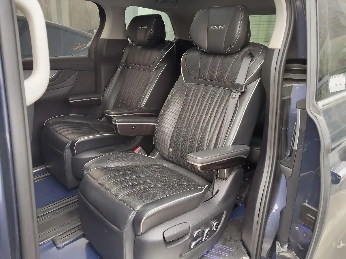 2022 Roewe iMAX8 2.0T 234HP L4 8AT,autocango,china used car exporter,china ev exporter,chinese used car exporter,chinese used ev exporter