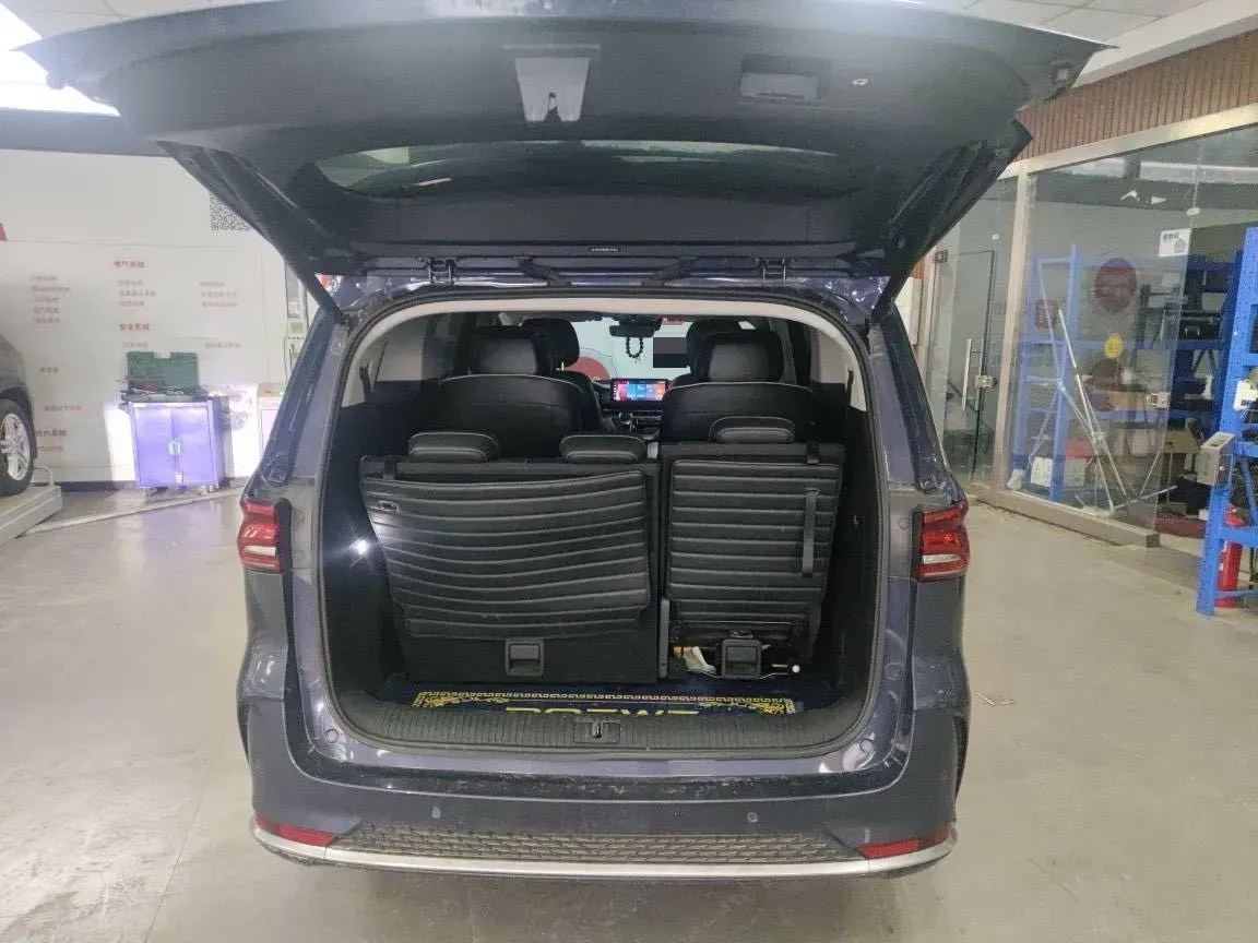 2022 Roewe iMAX8 2.0T 234HP L4 8AT,autocango,china used car exporter,china ev exporter,chinese used car exporter,chinese used ev exporter