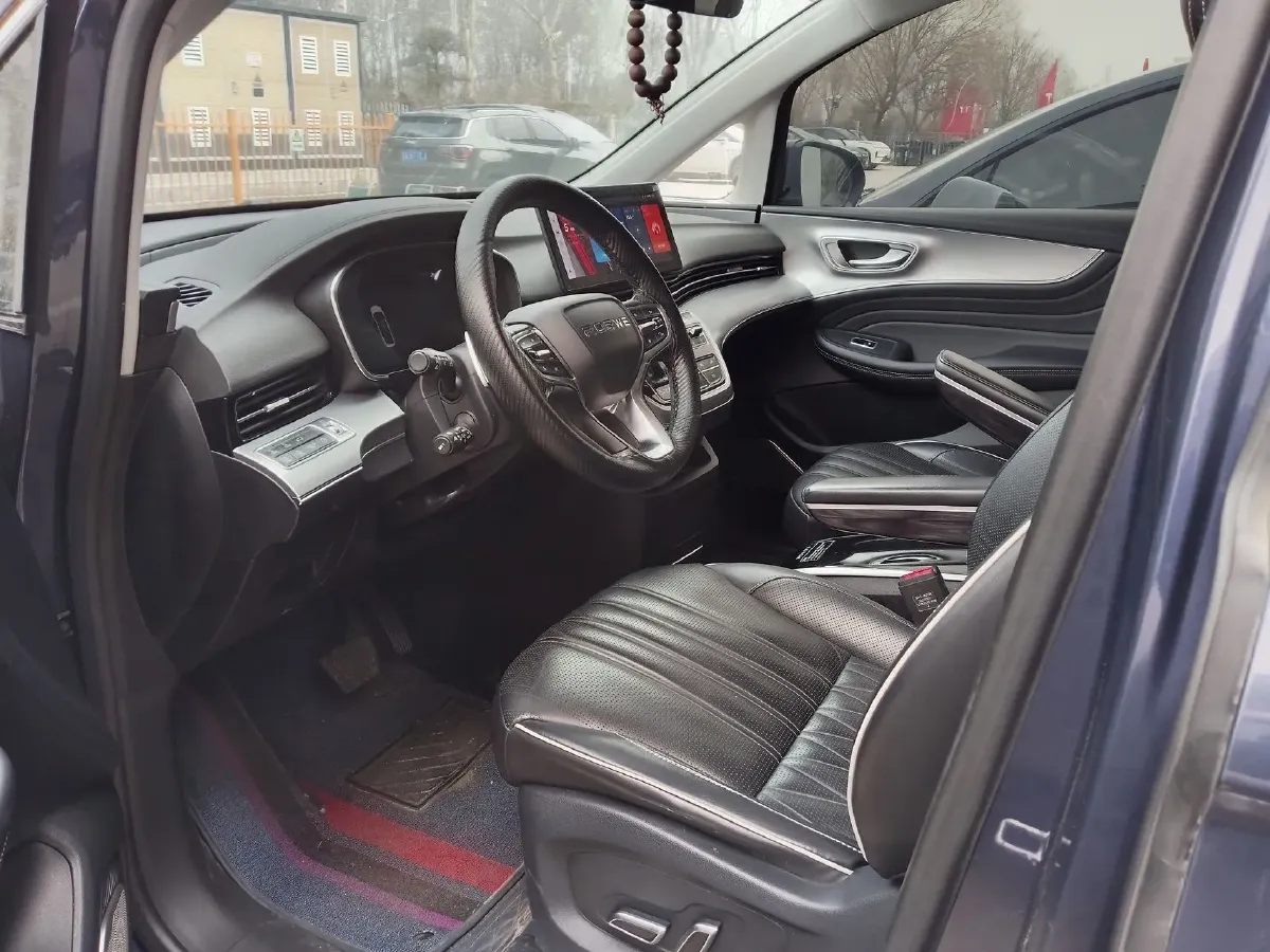 2022 Roewe iMAX8 2.0T 234HP L4 8AT,autocango,china used car exporter,china ev exporter,chinese used car exporter,chinese used ev exporter