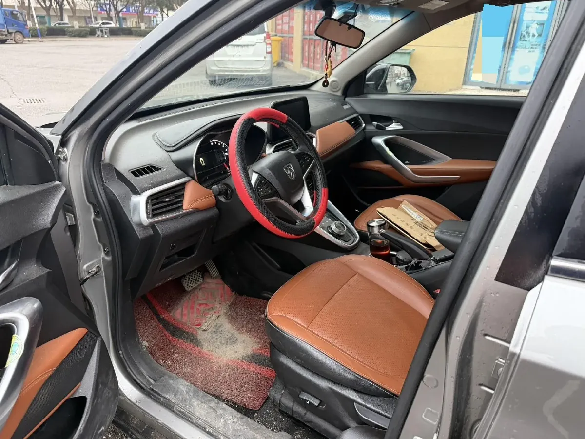 2017 HaiMa S5 Young Edition 1.6L 122HP L4 5MT,autocango,china used car exporter,china ev exporter,chinese used car exporter,chinese used ev exporter