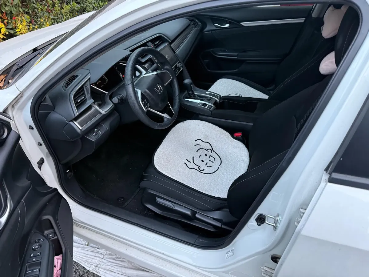 2019 Honda Civic 1.5T 177HP L4 CVT,autocango,china used car exporter,china ev exporter,chinese used car exporter,chinese used ev exporter