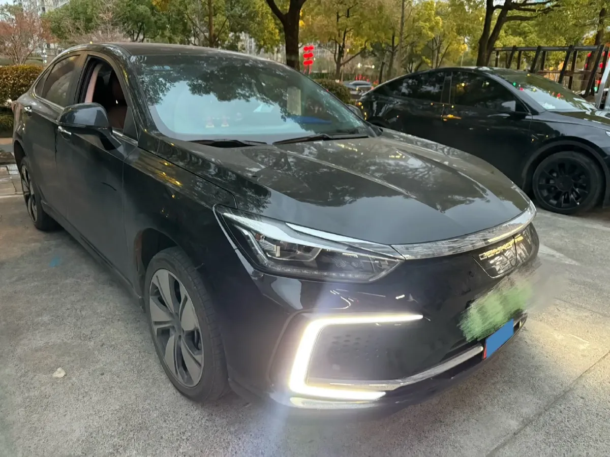 2022 BeiJing Auto EU7 BEV 60.7KWH,autocango,china used car exporter,china ev exporter,chinese used car exporter,chinese used ev exporter