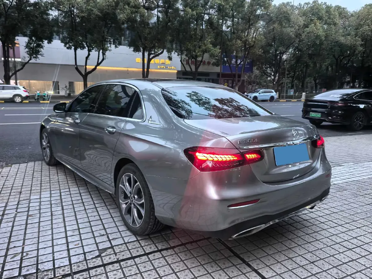 2021 Mercedes-Benz E Class 2.0T 258HP L4 9AT,autocango,china used car exporter,china ev exporter,chinese used car exporter,chinese used ev exporter
