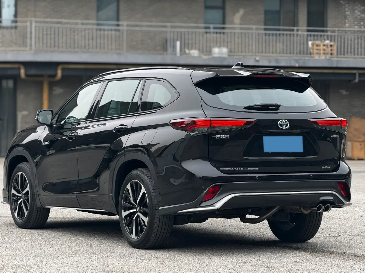 2023 Toyota Crown Kluger 2.5L 189HP L4 E-CVT Hybrid,autocango,china used car exporter,china ev exporter,chinese used car exporter,chinese used ev exporter
