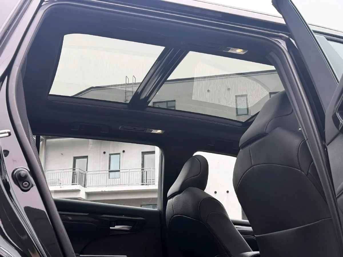 2023 Toyota Crown Kluger 2.5L 189HP L4 E-CVT Hybrid,autocango,china used car exporter,china ev exporter,chinese used car exporter,chinese used ev exporter